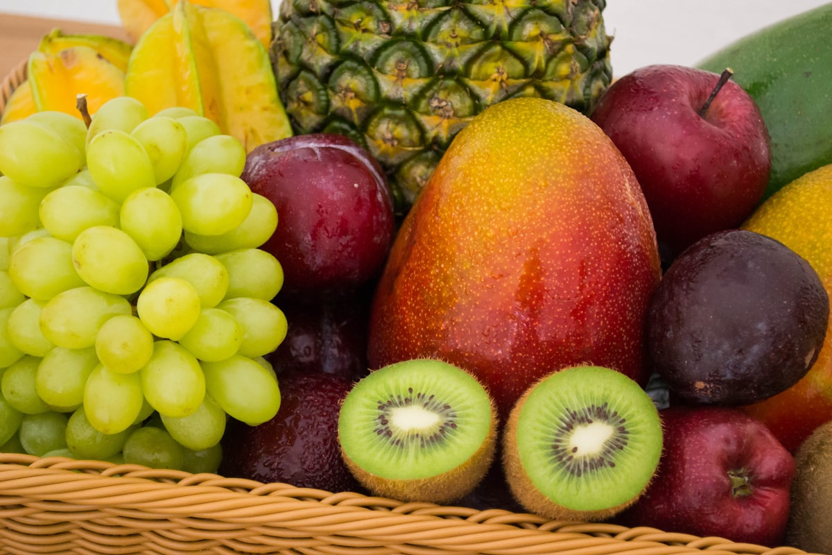Leafy green vegetables and minerals